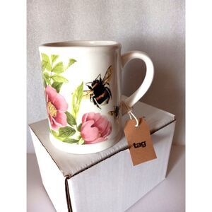 NEW IN BOX Tag Mug Flowers & Honey Bees Coffee Cup